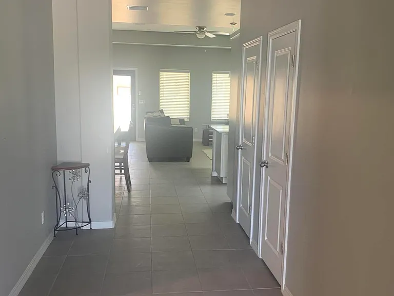 911 Greenbury Pl — Photo 3