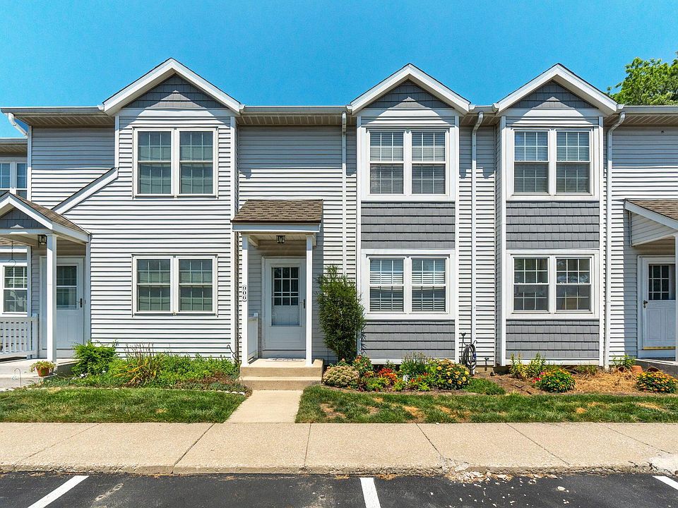 1st image of 906 Upholland Ln #17C