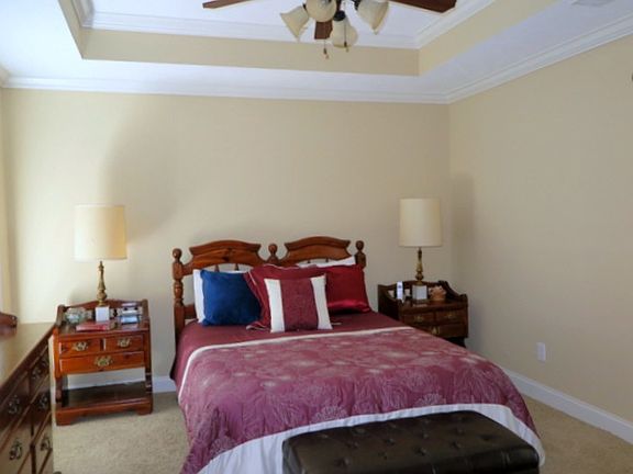 2nd image of 617 Oak Park Cir