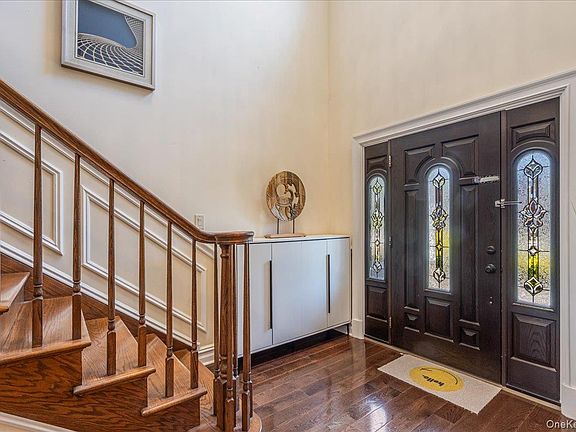 5th image of 39 Coolidge Avenue
