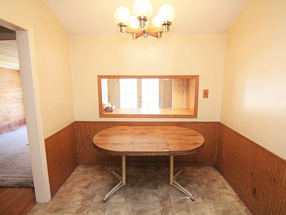 5th image of 2035 W 161st St