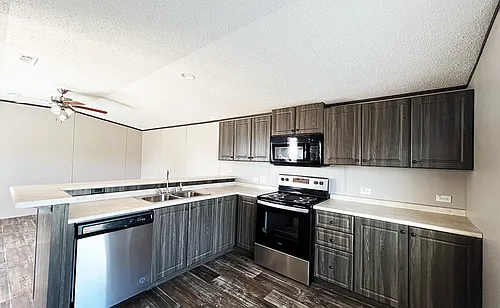 2901 E Highway 107 Photo 1