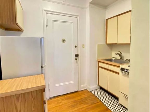 2nd image of 130 Bay Ridge Pkwy APT 6K