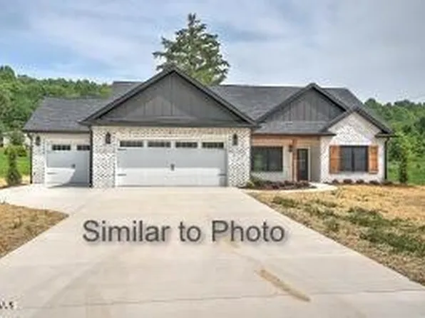 1805 Brook Hollow Rd, Johnson City, TN 37604