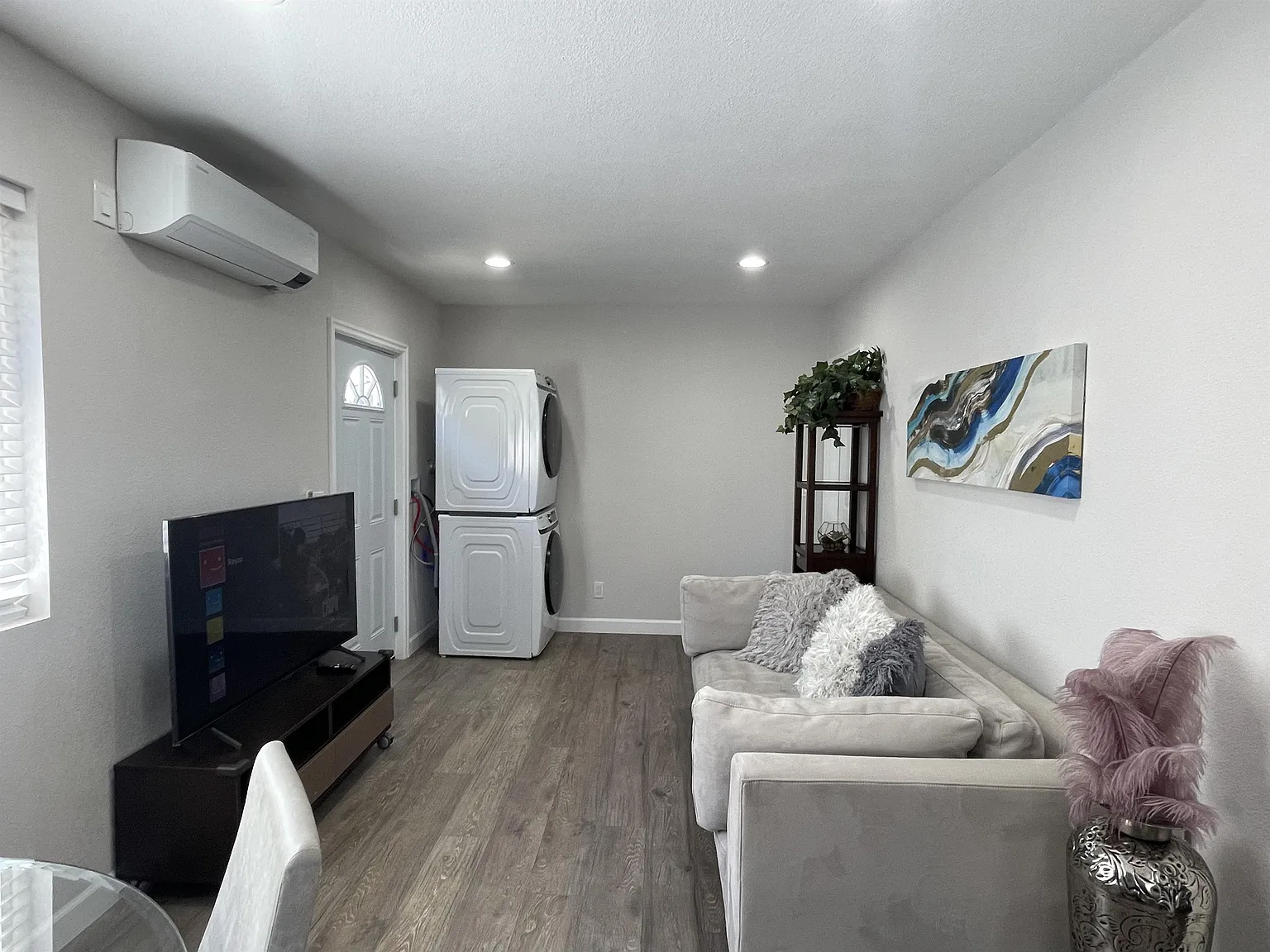 650 North 15th Street - 2 — Photo 2