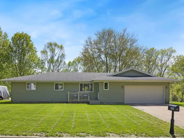 902 Miller PLACE, La Crosse, WI 54603