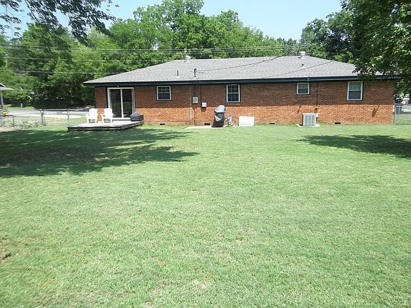 2nd image of 1303 Archer Dr