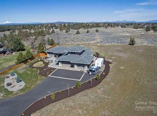 21450 Bradetich Loop, Bend, OR 97701