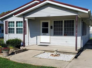 1327 E Morton Ave, Springfield, IL 62702