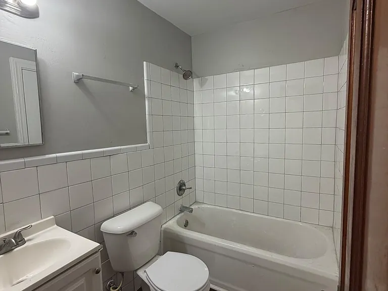 1238 Central Ave — Photo 6