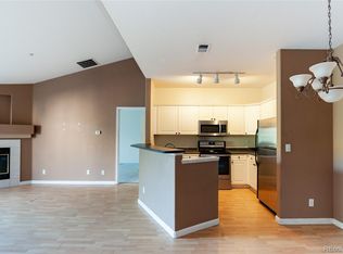 7394 S Alkire St APT 305, Littleton, CO 80127