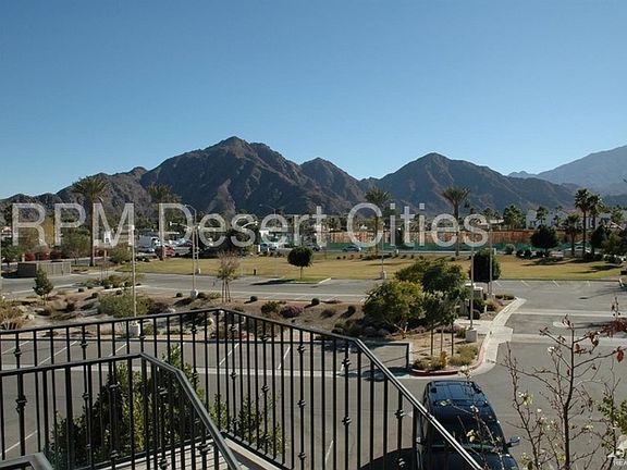 3rd image of 50730 Santa Rosaplaza Suite 8