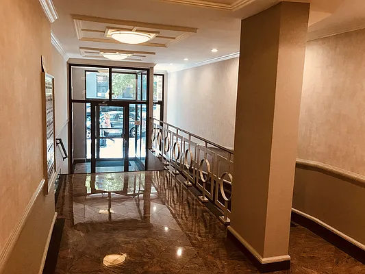 Rented by Metropolis Real Estate of Manhattan | media 33