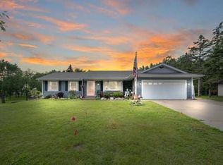 8084 Ivywood Ave S, Cottage Grove, MN 55016