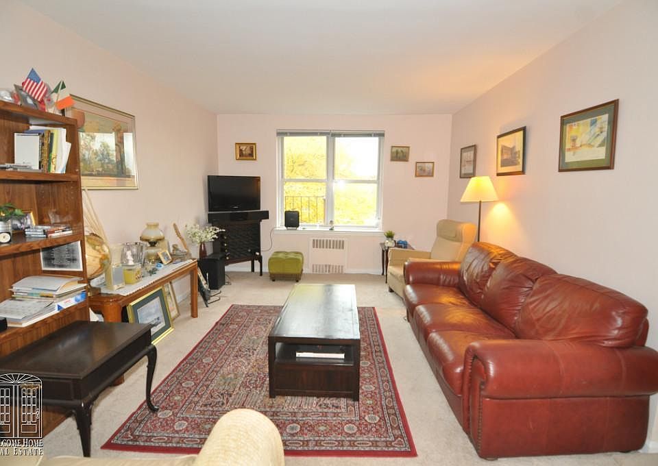 1st image of 3925 51st St APT 4G