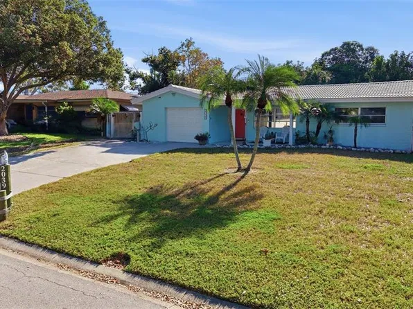 2039 Pine Ridge Dr, Clearwater, FL 33763