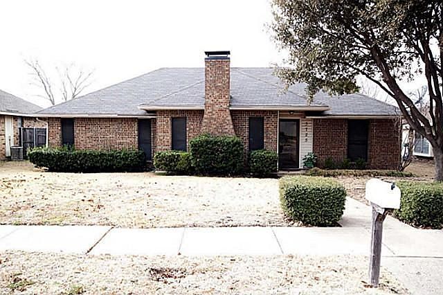 1st image of 3725 Viewmont Dr