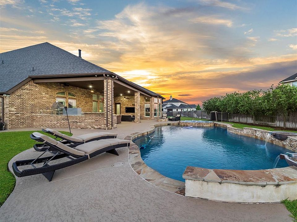 1st image of 29215 Rock Daisy Ct