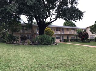 85 Sheffield St E #85-D, Wellington, FL 33414