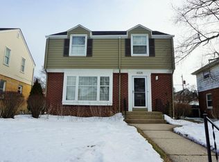 4328 N Marlborough Dr, Shorewood, WI 53211