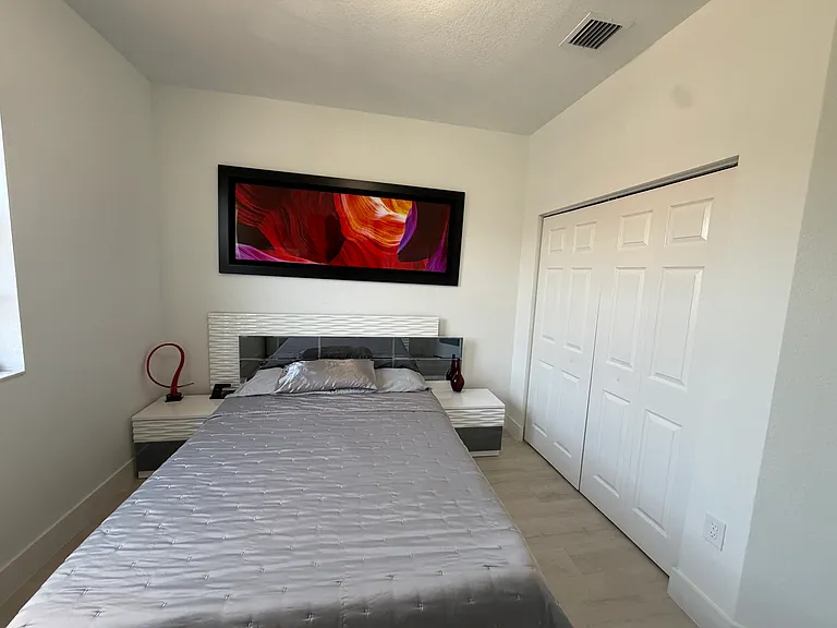 3755 SE 3rd Ct — Photo 25