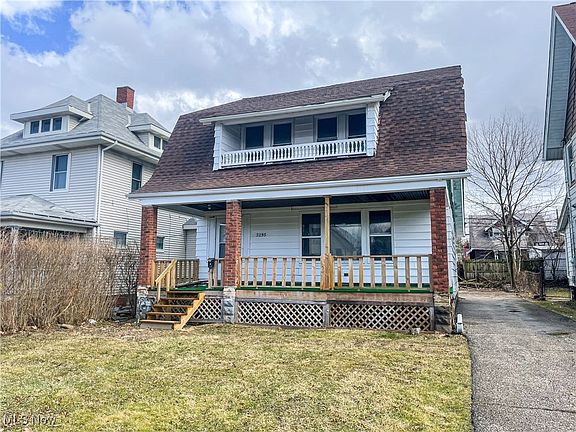 2nd image of 3295 E 135th St