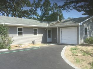 66 Mary Ave, Ronkonkoma, NY 11779