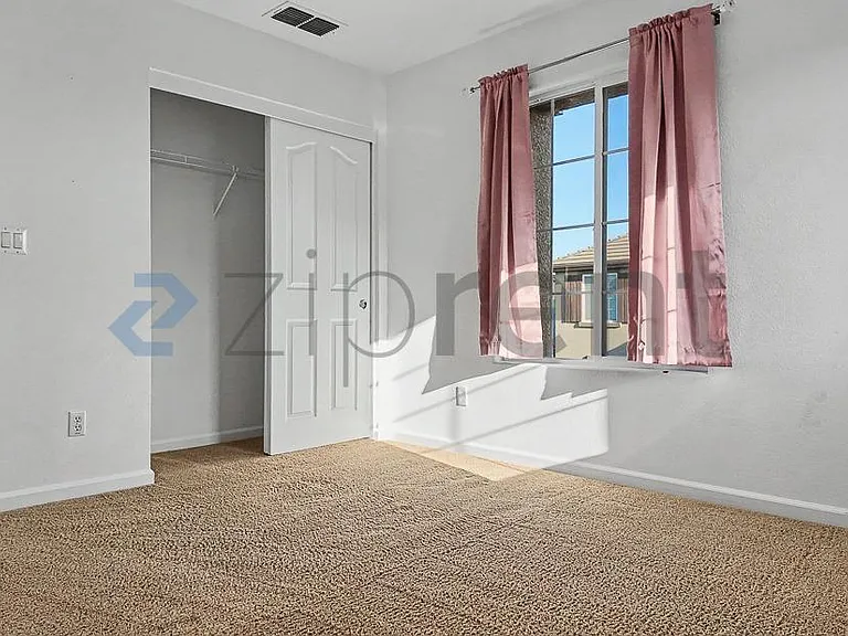 8464 Roseto Rd — Photo 24