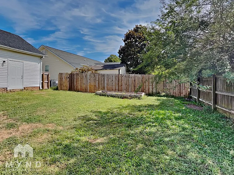 2209 Maybrook Dr — Photo 21