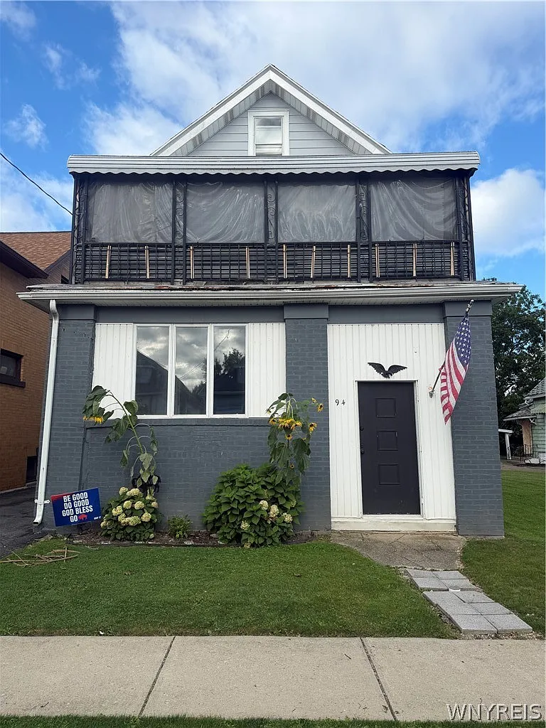 5 bed, 2.0 bath, 2547 sqft, $1,695 — Photo 1