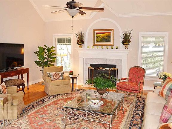 5th image of 8493 Silverwind Dr