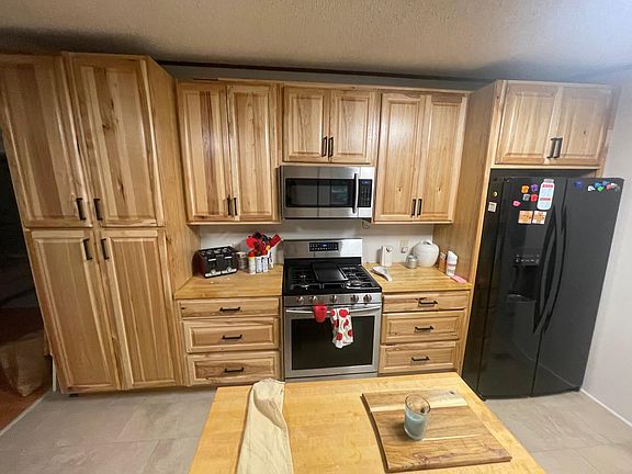 All new Kitchen (2020) w gas stove