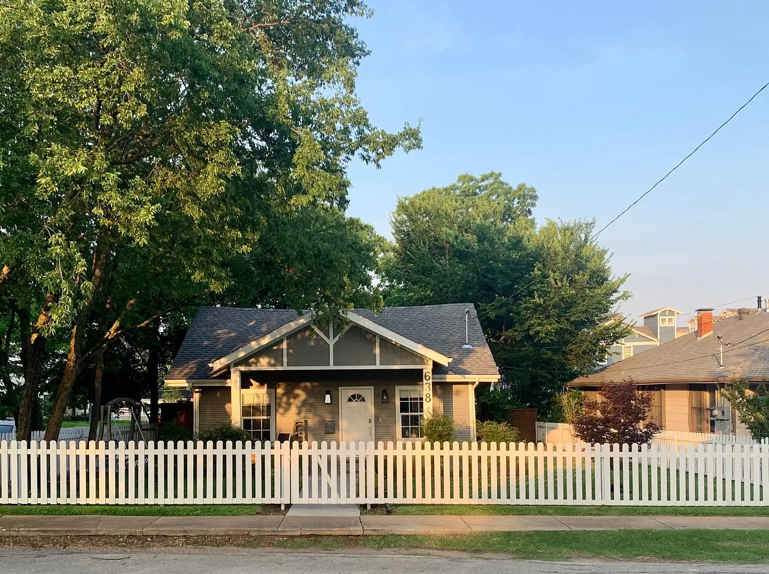 638 Turner Ave — Photo 2