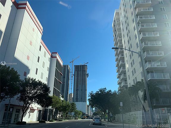 2nd image of 800 N Miami Ave #E608