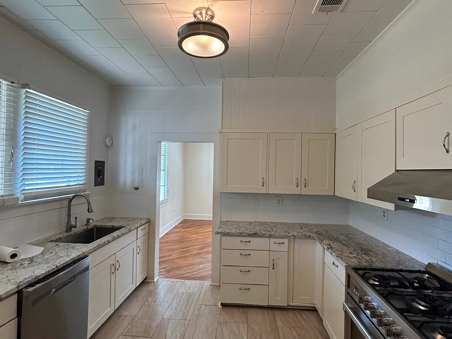 4699 Pecan Grove — Photo 4