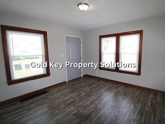 5th image of 901-903 E 32nd St #F6a90de27