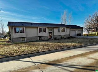 403 Poplar Dr, Cherokee, IA 51012