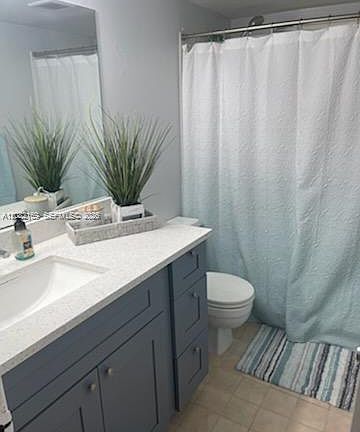 4th image of 2671 Riverside Dr APT 7