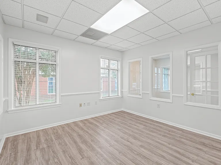 10316 Feldfarm Ln — Photo 11