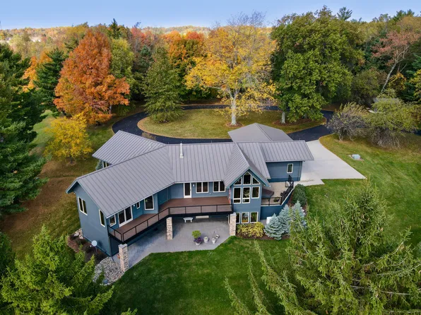 1085 Pleasant Valley Rd, Mansfield, OH 44903