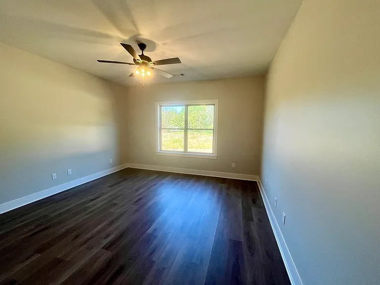 4800 Old Oak Dr — Photo 10