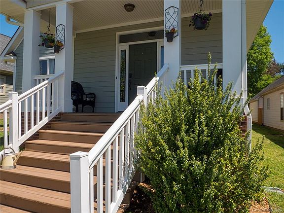 3rd image of 14108 Cedar Pond Cres