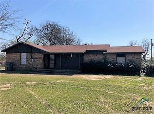 284 Nevills Rd, Mount Pleasant, TX 75455