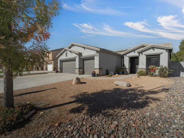 3085 Summer Breeze Ave, Rosamond, CA 93560