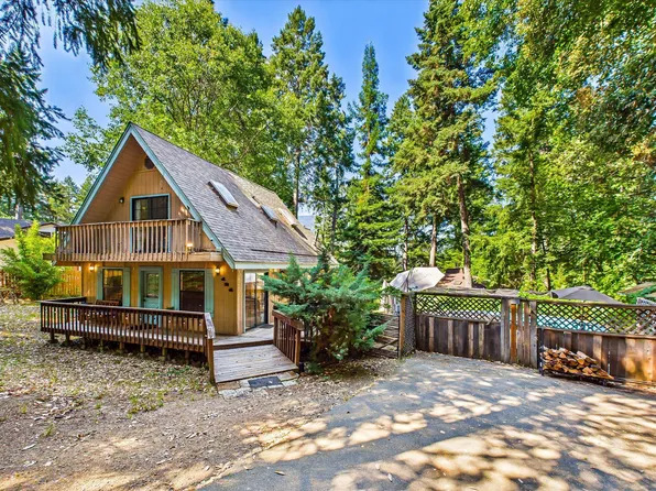 124 Sunset Ln, Willow Creek, CA 95573