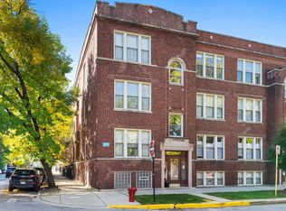 2001 W Warner Ave #2, Chicago, IL 60618