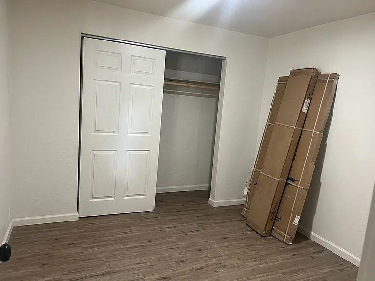 1820 E 6th Ave #5 — Photo 6