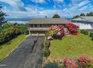 6537 NE Port Dr, Lincoln City, OR