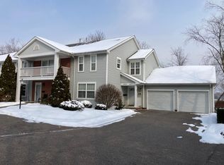 2623 Chamberlain Rd, Akron, OH 44333