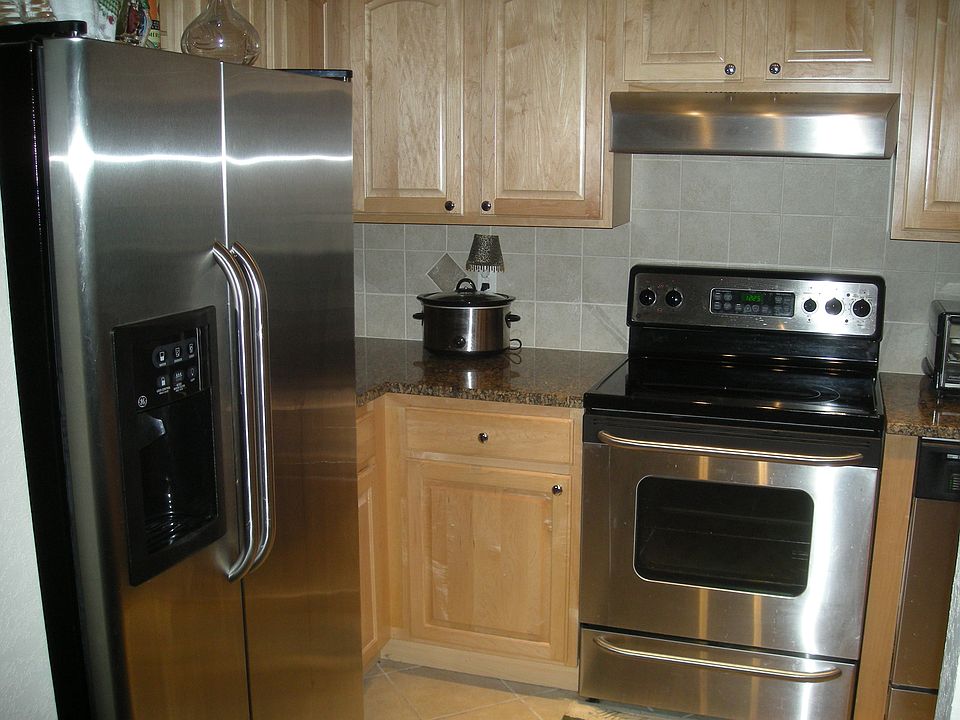 1st image of 6100 Gulfport Blvd S APT 116